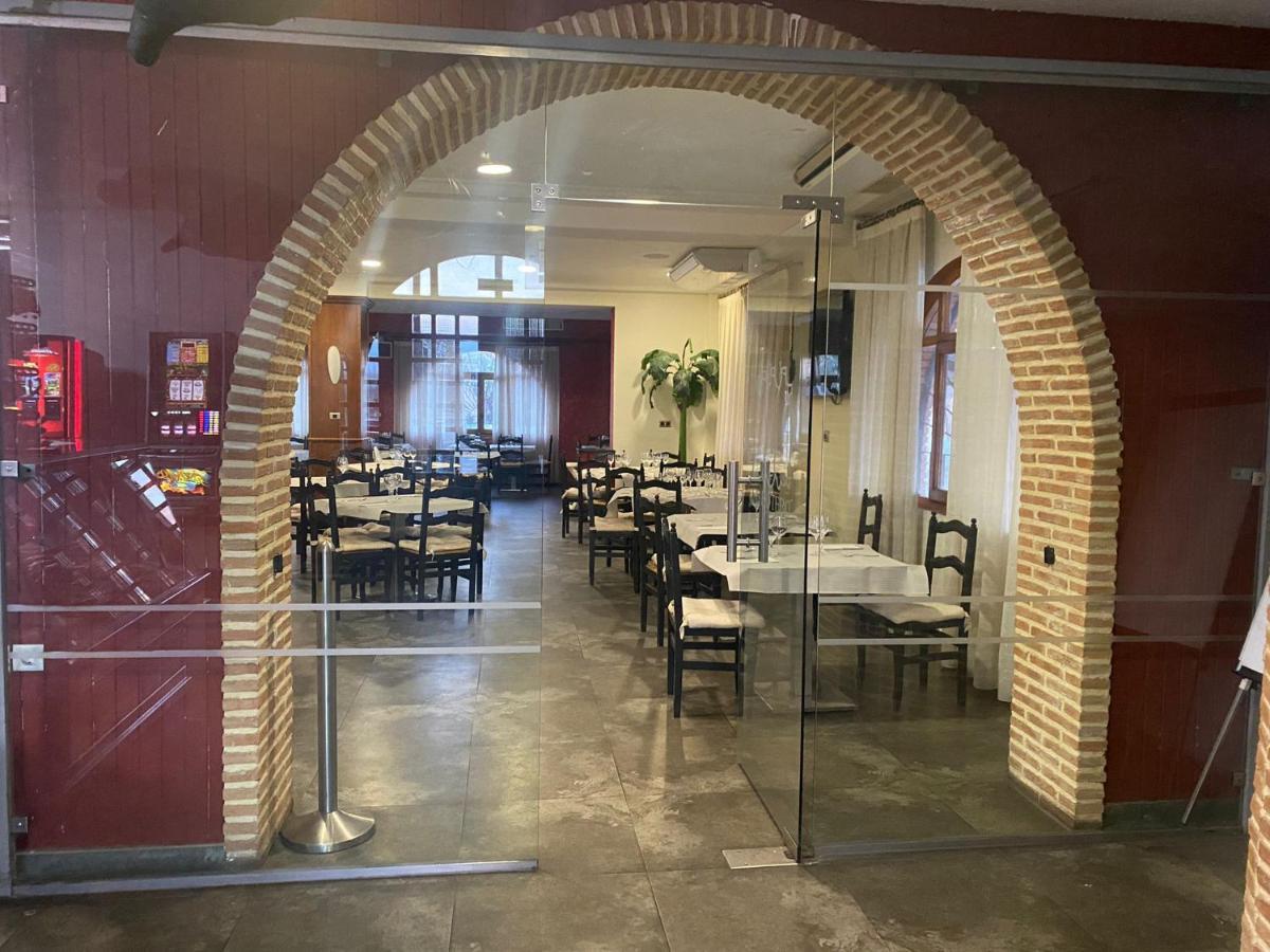 Hostal El Botero Monreal del Campo Eksteriør bilde