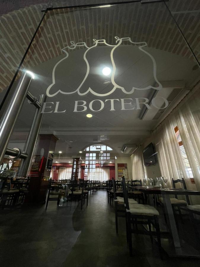 Hostal El Botero Monreal del Campo Eksteriør bilde