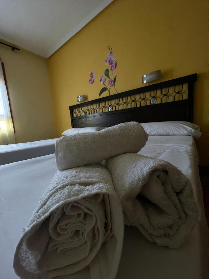 Hostal El Botero Monreal del Campo Eksteriør bilde